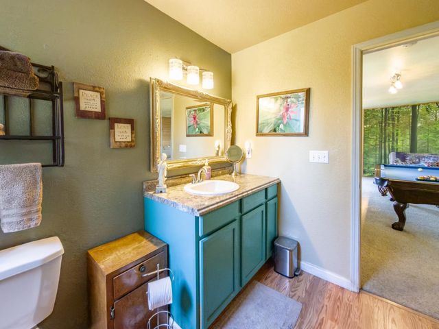 51571 Coyote Ridge Road, Oakhurst, CA 93644