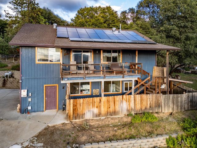 51571 Coyote Ridge Road, Oakhurst, CA 93644