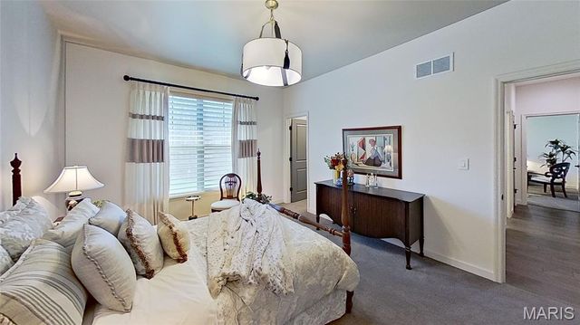 150 Delcreek Estates Drive, Foristell, MO 63348
