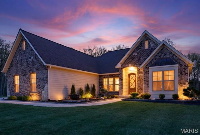 150 Delcreek Estates Drive, Foristell, MO 63348