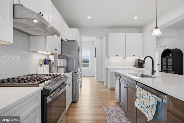 534 SATIVA DR, Honey Brook, PA 19344