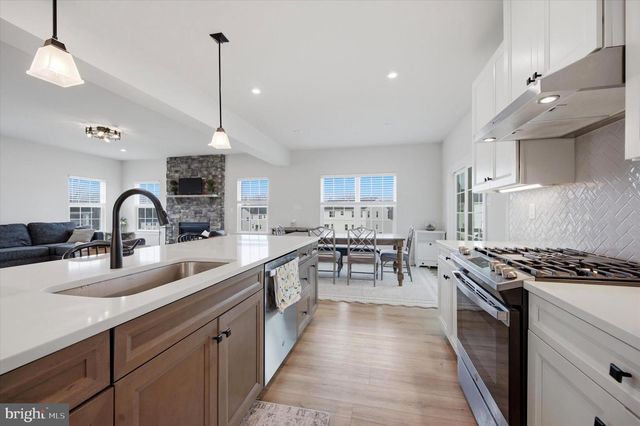 534 SATIVA DR, Honey Brook, PA 19344