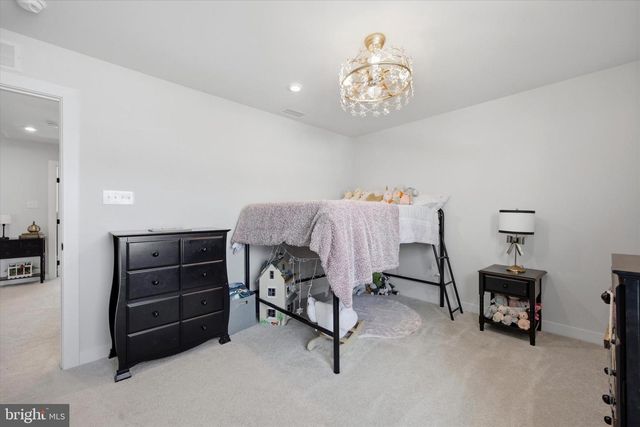 534 SATIVA DR, Honey Brook, PA 19344