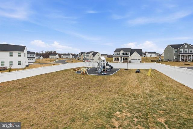 534 SATIVA DR, Honey Brook, PA 19344