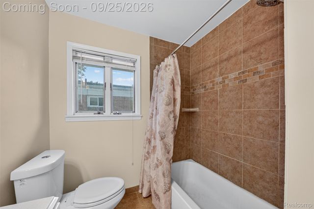 19361 Saint Francis Street, Livonia, MI 48152
