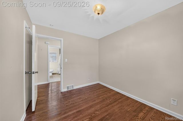 19361 Saint Francis Street, Livonia, MI 48152