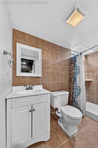 19361 Saint Francis Street, Livonia, MI 48152