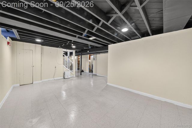 19361 Saint Francis Street, Livonia, MI 48152
