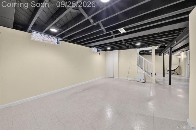19361 Saint Francis Street, Livonia, MI 48152