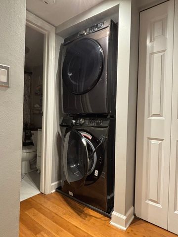 4704 Euclid Avenue 2D, Rolling Meadows, IL 60008