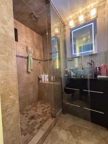 4704 Euclid Avenue 2D, Rolling Meadows, IL 60008