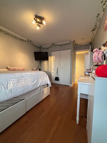 4704 Euclid Avenue 2D, Rolling Meadows, IL 60008