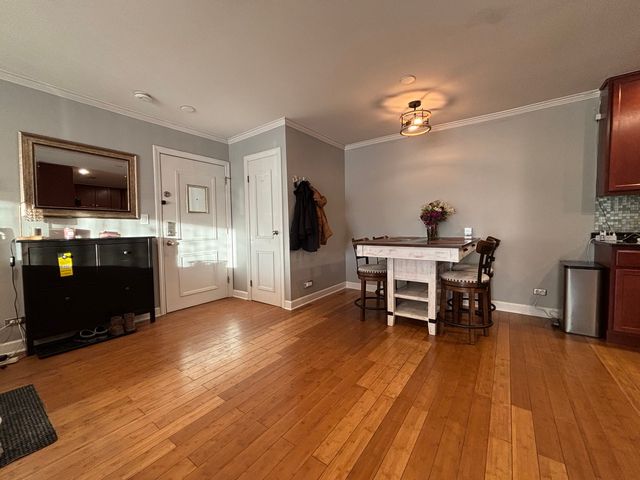 4704 Euclid Avenue 2D, Rolling Meadows, IL 60008