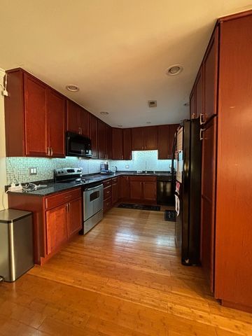 4704 Euclid Avenue 2D, Rolling Meadows, IL 60008