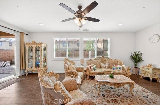 15581 Curry, Fontana, CA 92336