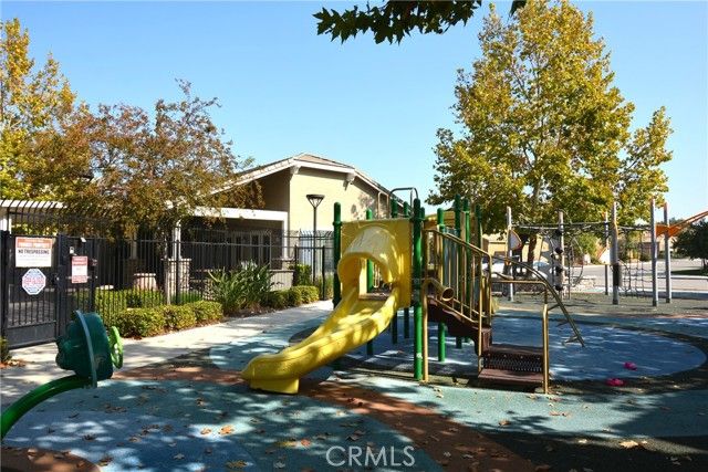 15581 Curry, Fontana, CA 92336