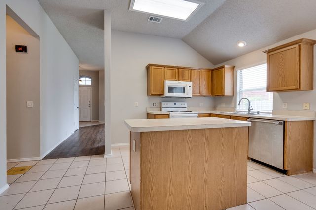 2008 Lamprey Circle, Denton, TX 76210