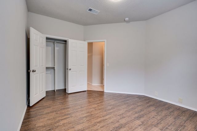 2008 Lamprey Circle, Denton, TX 76210