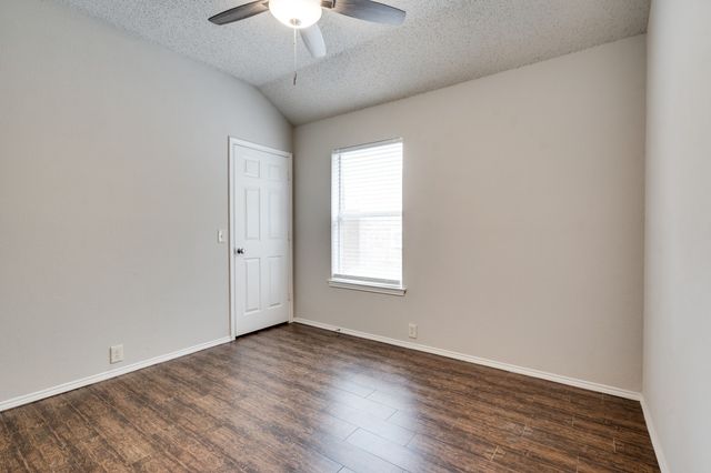 2008 Lamprey Circle, Denton, TX 76210