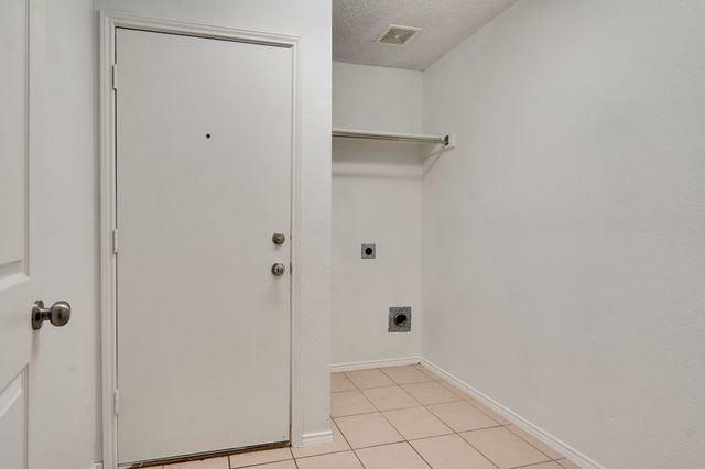 2008 Lamprey Circle, Denton, TX 76210