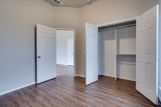 2008 Lamprey Circle, Denton, TX 76210
