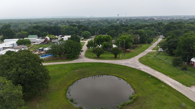 8111 Fawn Circle, Granbury, TX 76049