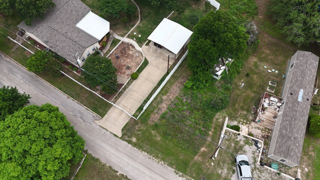 8111 Fawn Circle, Granbury, TX 76049