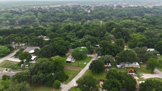 8111 Fawn Circle, Granbury, TX 76049