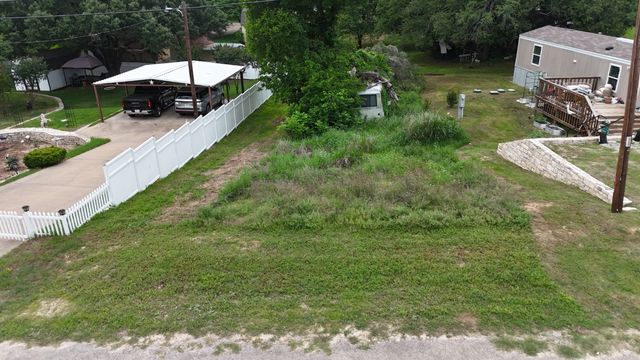 8111 Fawn Circle, Granbury, TX 76049