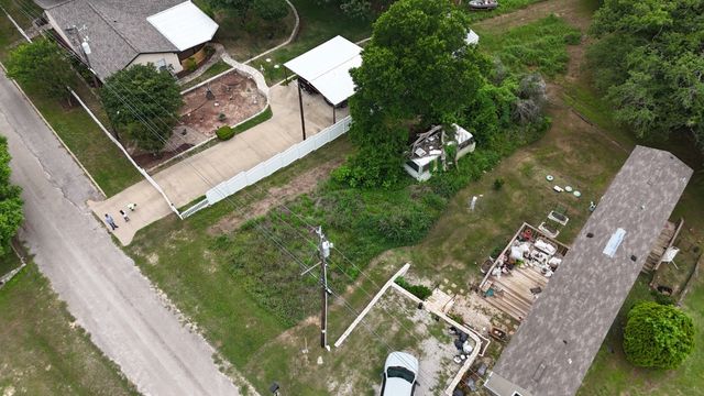 8111 Fawn Circle, Granbury, TX 76049
