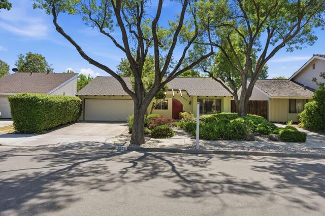 7037 Via Barranca Court, San Jose, CA 95139