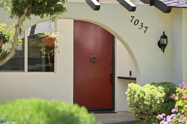 7037 Via Barranca Court, San Jose, CA 95139