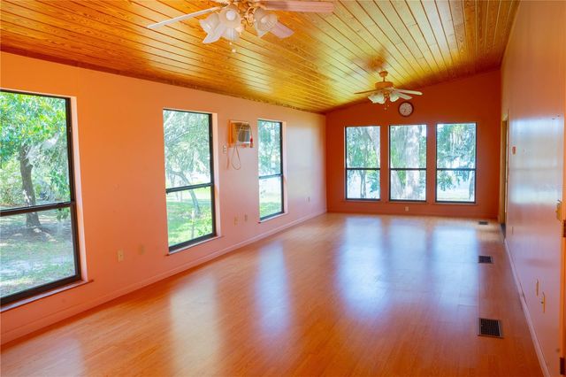 122 COWPEN LANE, Hawthorne, FL 32640