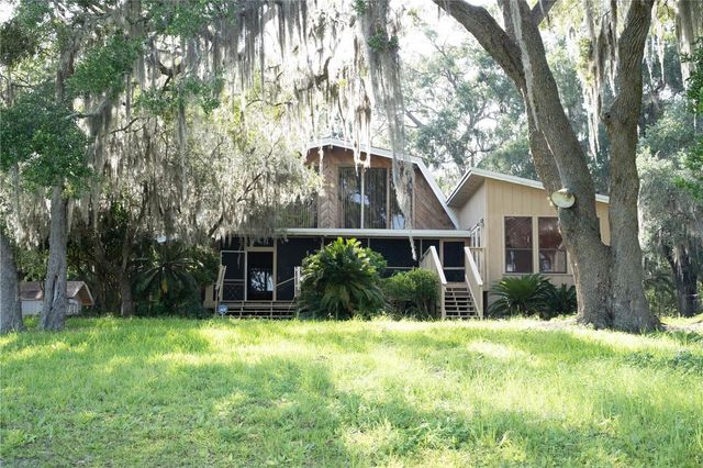 122 COWPEN LANE, Hawthorne, FL 32640
