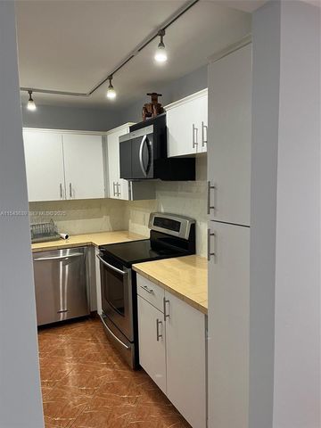 2801 NE 183rd Street 2103W, Aventura, FL 33160