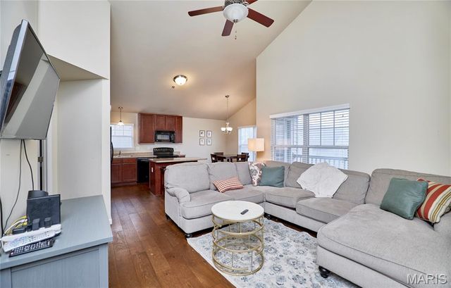 532 Bramblett Hills, O'fallon, MO 63366