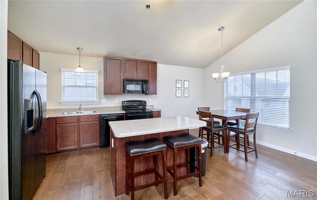 532 Bramblett Hills, O'fallon, MO 63366