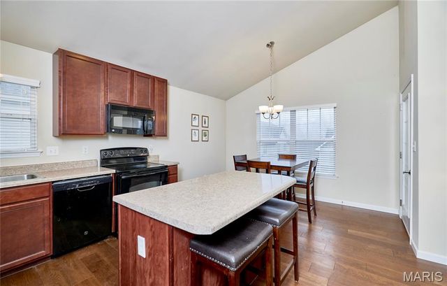 532 Bramblett Hills, O'fallon, MO 63366