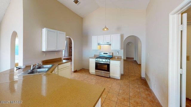4591 S Laredo Court, Tucson, AZ 85730