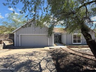 4591 S Laredo Court, Tucson, AZ 85730