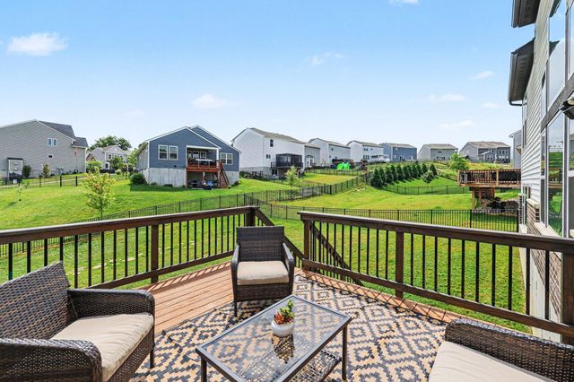 775 Bluestem Ridge Drive, Alexandria, KY 41001