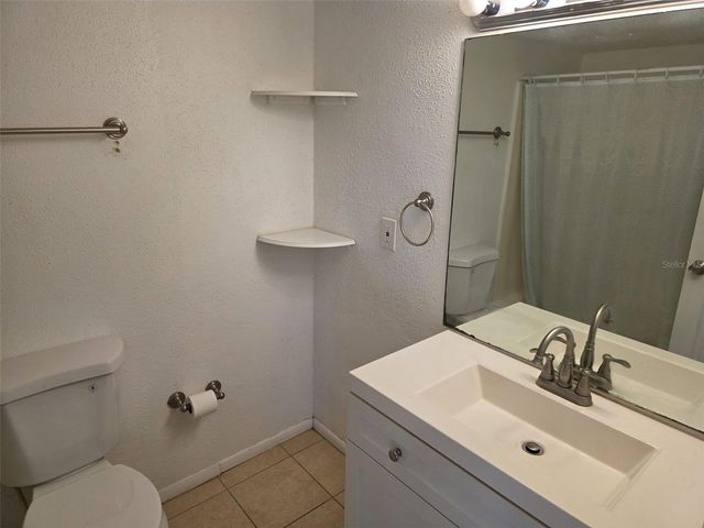 139 OYSTER BAY CIRCLE 220, Altamonte Springs, FL 32701