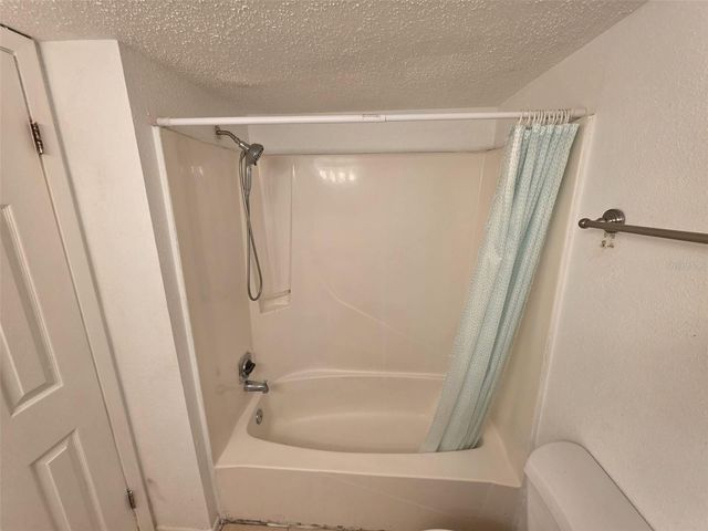 139 OYSTER BAY CIRCLE 220, Altamonte Springs, FL 32701