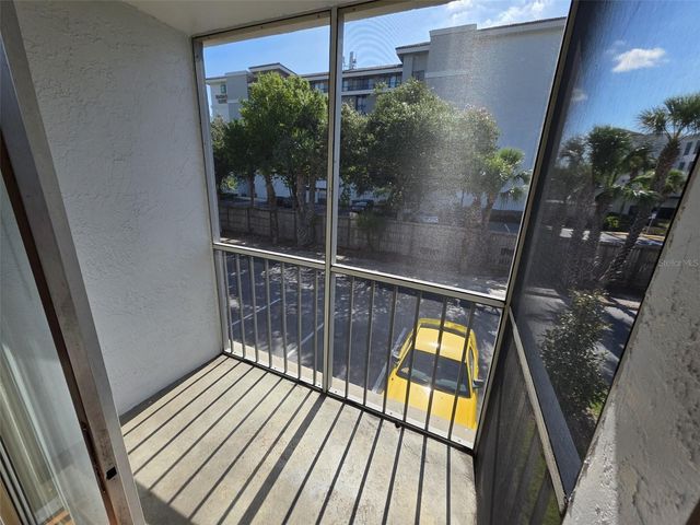 139 OYSTER BAY CIRCLE 220, Altamonte Springs, FL 32701