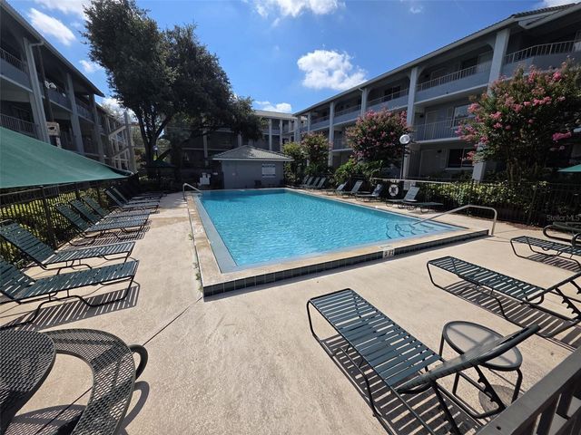 139 OYSTER BAY CIRCLE 220, Altamonte Springs, FL 32701