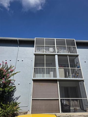 139 OYSTER BAY CIRCLE 220, Altamonte Springs, FL 32701