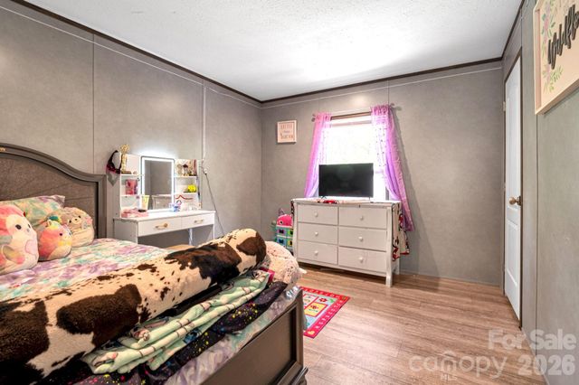87 Horseback Lane, Marshall, NC 28753