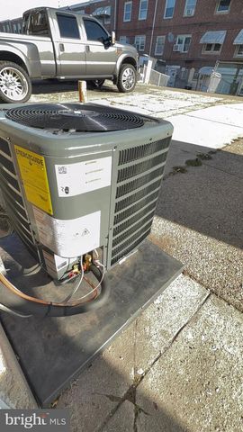 7219 LARGE ST, Philadelphia, PA 19149