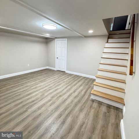 7219 LARGE ST, Philadelphia, PA 19149