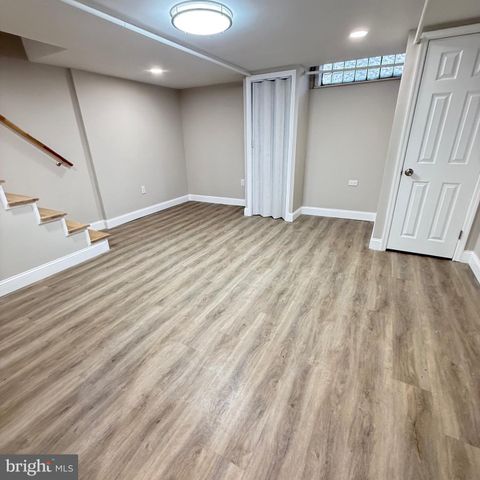 7219 LARGE ST, Philadelphia, PA 19149